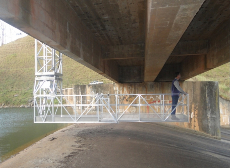A Barin � uma Plataforma para Inspe��o e Manuten��o de Pontes montada sobre caminh�o que permite a constru��o, manuten��o e inspe��o em pontes, viadutos, obras de arte e locais de dif�cil acesso em rodovias.