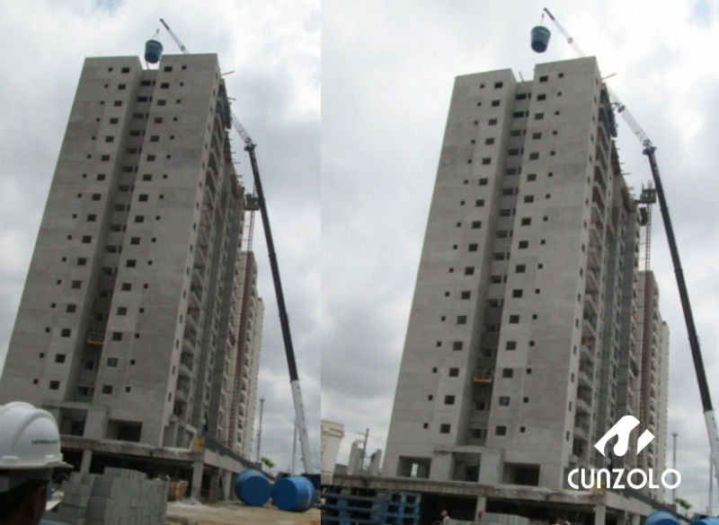 A Cunzolo realizou o i�amento de uma caixa d��gua em Taubat�- SP. Os equipamentos utilizados para essa opera��o foram os guindastes: Rodovi�rio Tadano ATF 110G-5 e o Guindaste Articulado Hiab 377/2 para montagem do Jib do ATF 110G-5.