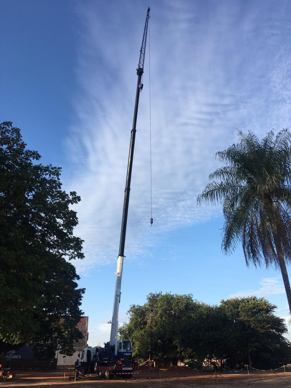 Aluguel de Tadano TS 300BR 