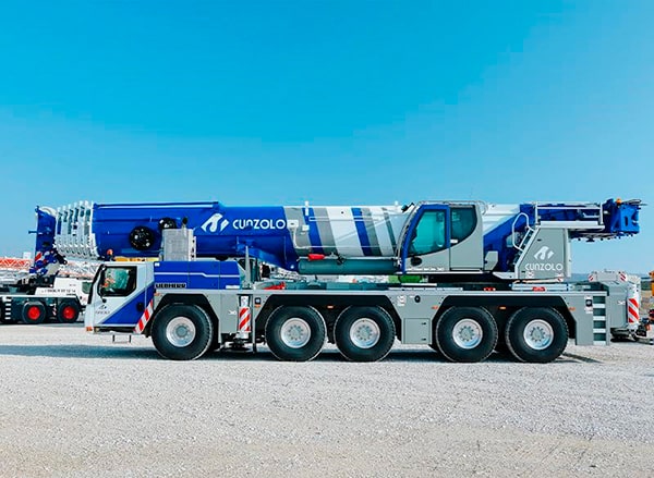 Loca��o de Guindaste Rodovi�rio Liebherr LTM 1230 na Cunzolo