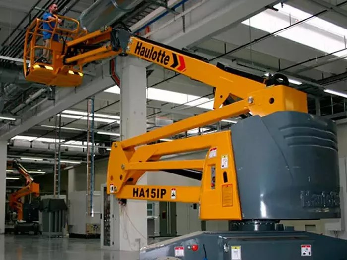 Alugar Plataforma com Lan�a Articulada Haulotte HA15IP