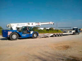 Mais um para frota: novo caminhão para transporte de plataformas aéreas